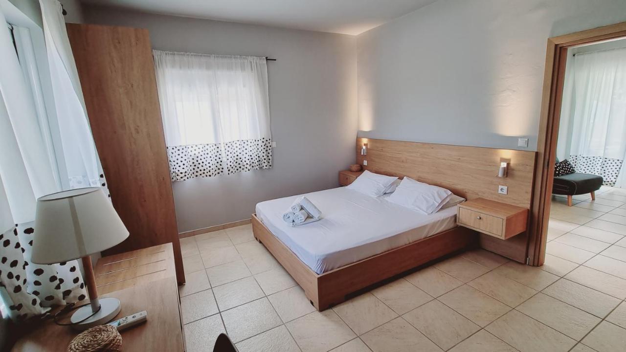 Chloe Apartments Lixouri Ngoại thất bức ảnh